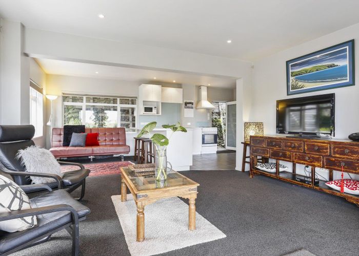  at 18 Kanohi Terrace, Mangere Bridge, Auckland