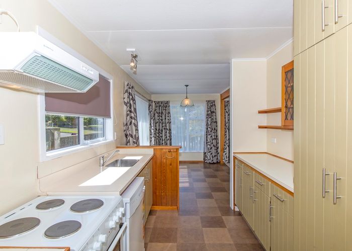  at 4 Wattle Grove, Maungaraki, Lower Hutt