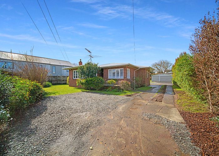  at 7A Miami Street, Mangere East, Auckland