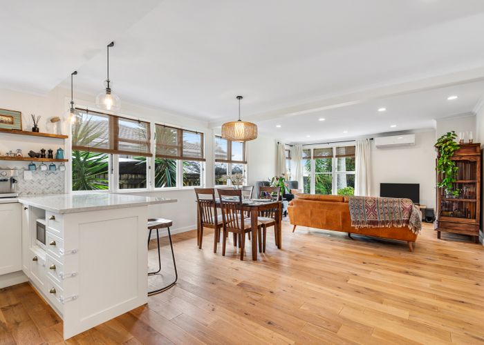  at 38 Lavinia Crescent, Mangere East, Auckland