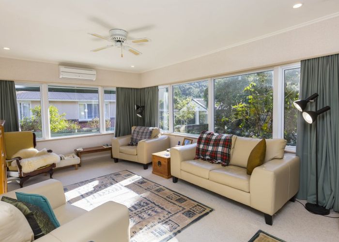  at 219 PLATEAU RD, THE PLATEAU, UPPER HUTT