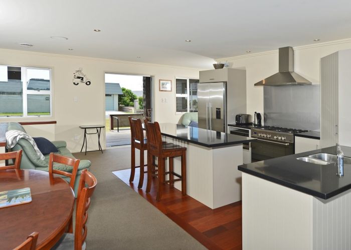  at 13 Mcgregor Street, Taiharuru, Parua Bay