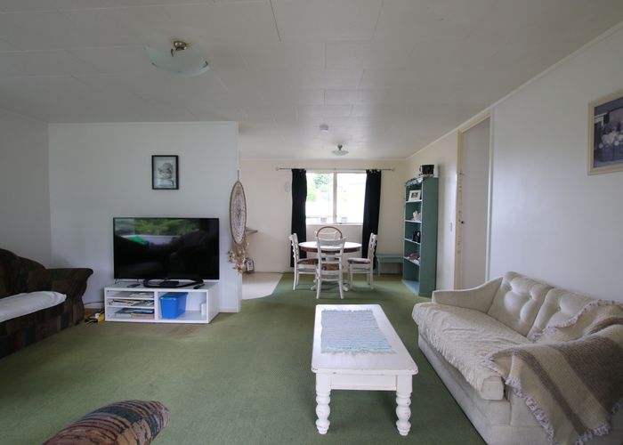  at 27 Aldern Road, Massey, Auckland
