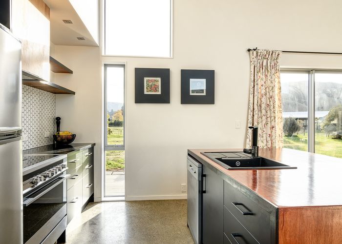  at 973 Thorpe-Orinoco Road, Thorpe