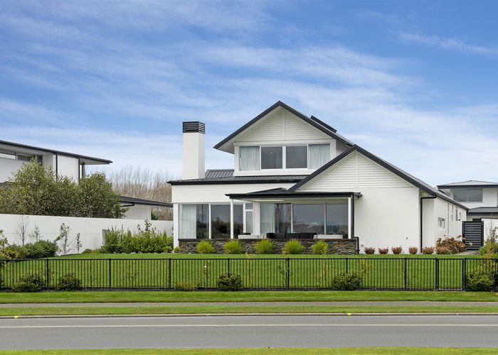  at 3 Waterview Court, Northwood, Christchurch