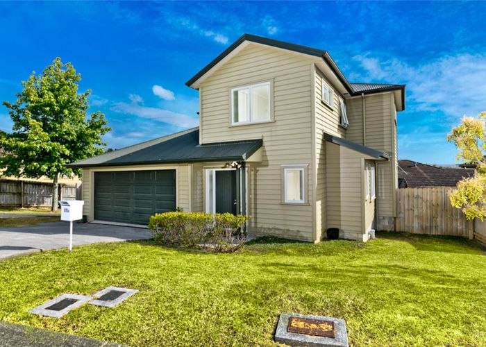  at 27A Sapperton Drive, Henderson, Auckland