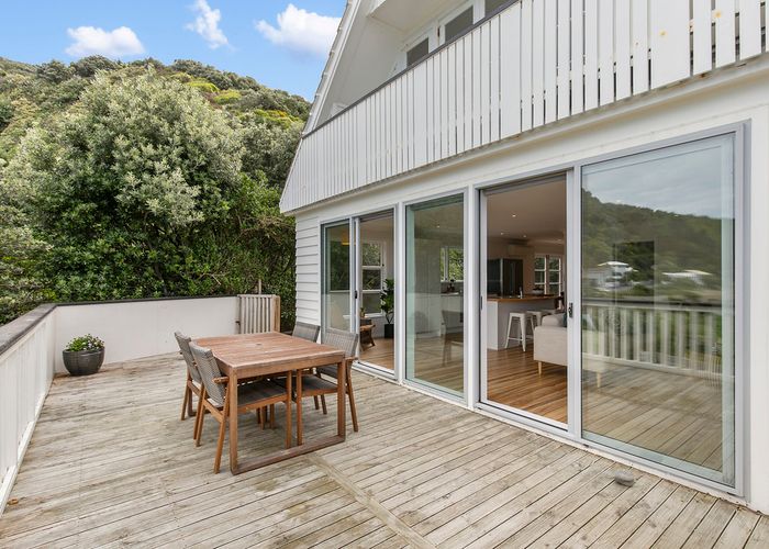  at 93 Breaker Bay Road, Breaker Bay, Wellington