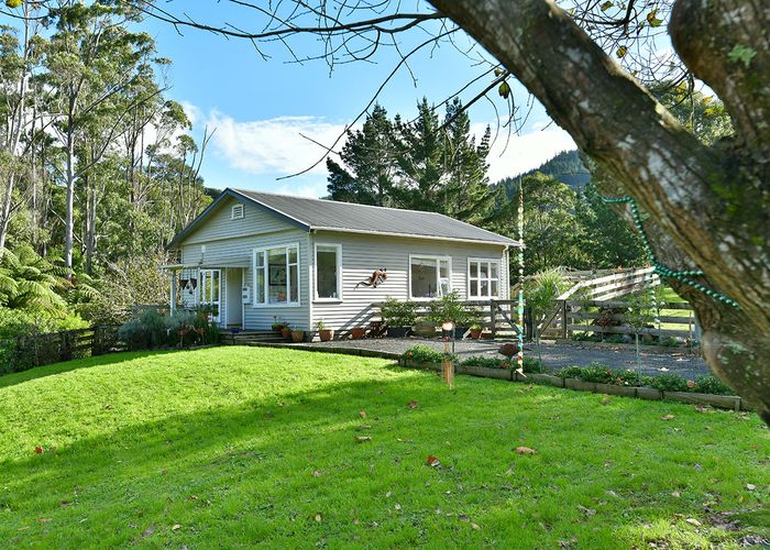  at 185 Tahekeroa Road, Kaukapakapa