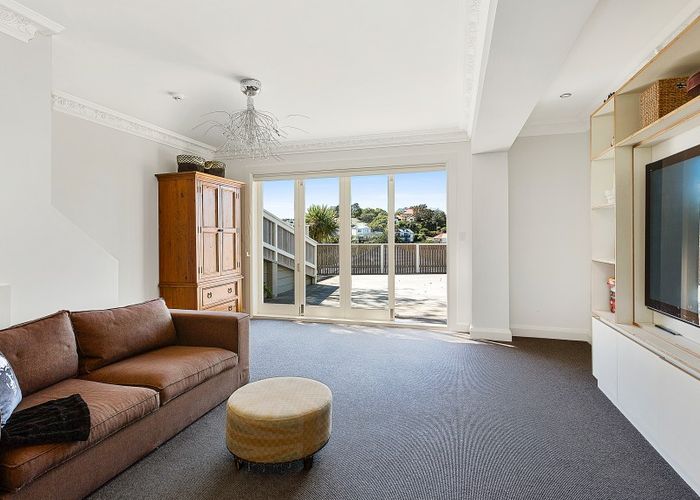  at 37 Plunket Street, Kelburn, Wellington
