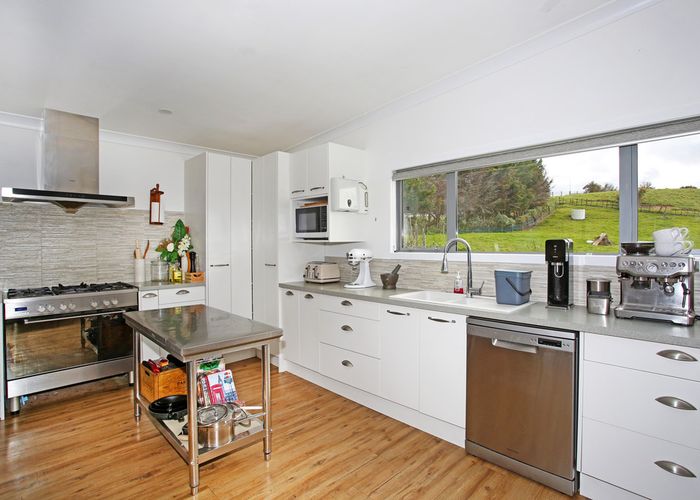  at 332A Karaka Road, Drury
