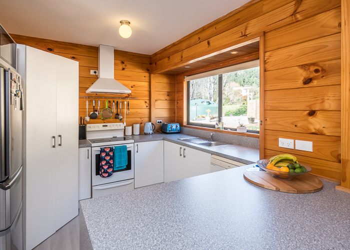  at 8 Maui Pomare Road, Nikau Valley, Paraparaumu