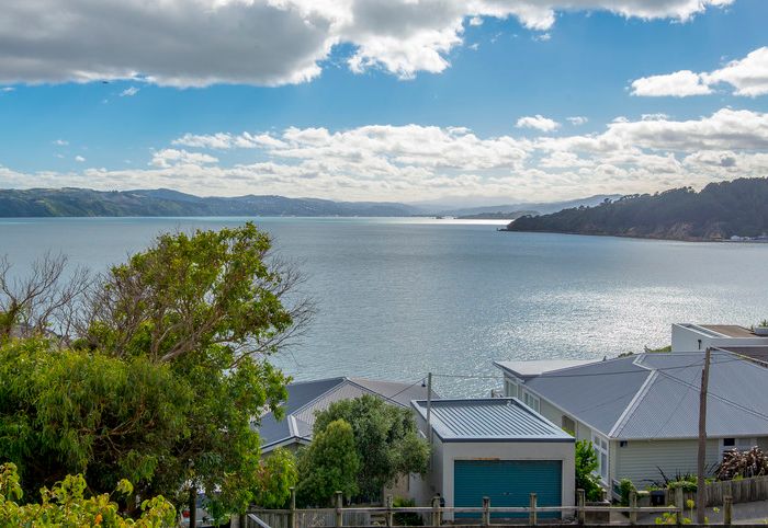  at 4 Kio Road, Hataitai, Wellington