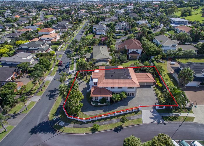  at 2 Kerridge Close, Shamrock Park, Auckland