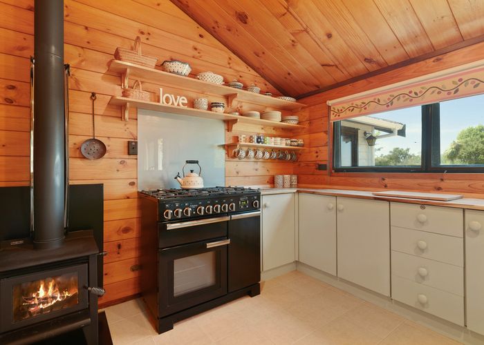  at 325 Springs Road, Mihi