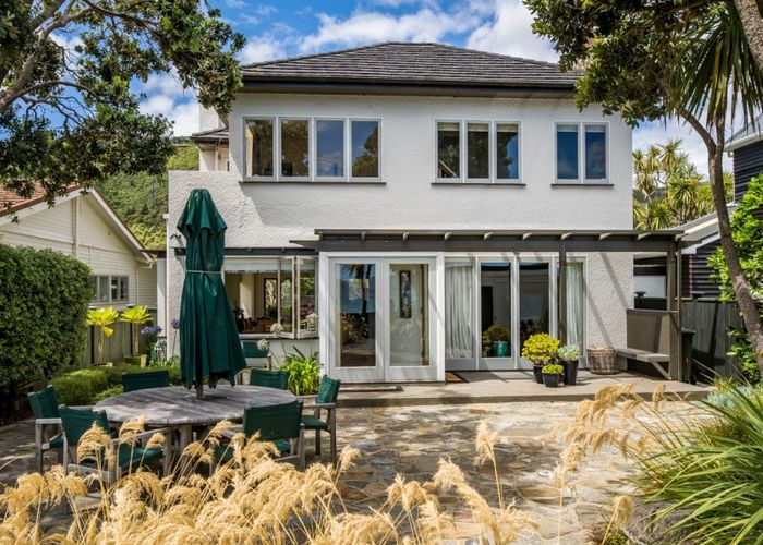  at 145 Marine Parade, Eastbourne, Lower Hutt