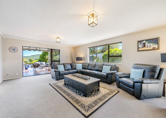  at 25 Roband Crescent, Brown Owl, Upper Hutt