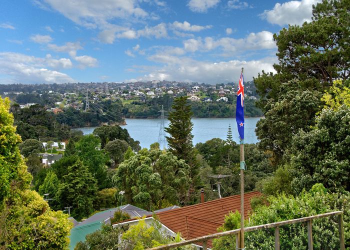  at 16 Mitchell Street, Blockhouse Bay, Auckland