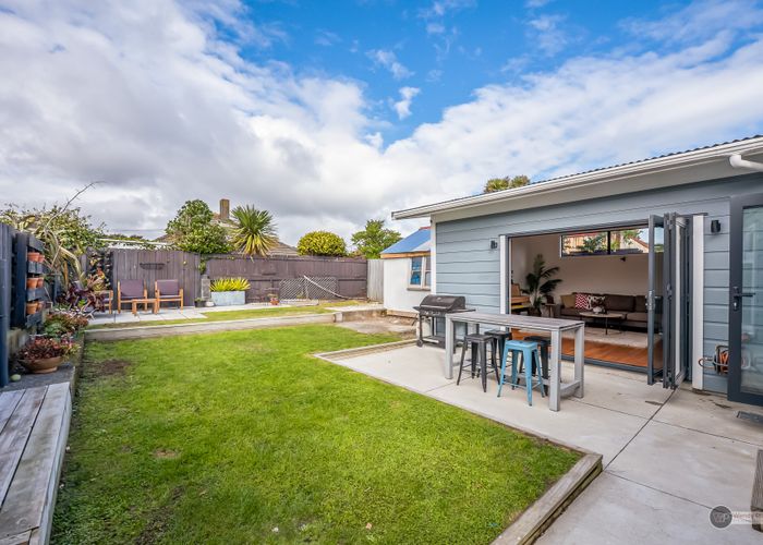  at 8 Cuba Street, Petone, Lower Hutt