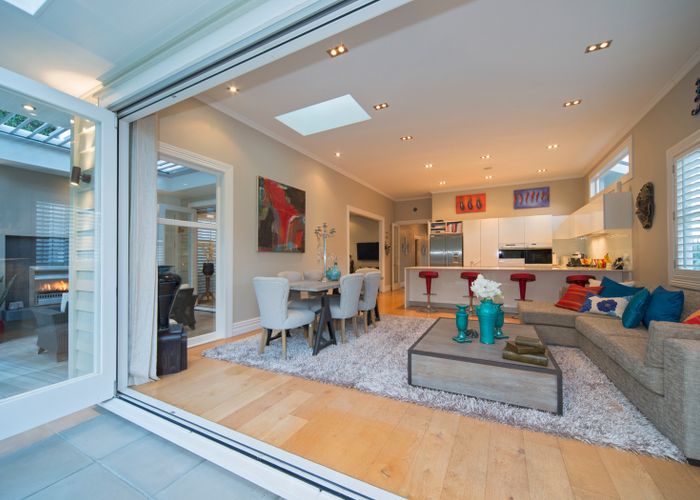  at 15 Ara Street, Remuera, Auckland
