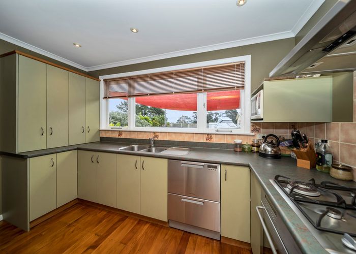 at 386 South Road, Omata, New Plymouth