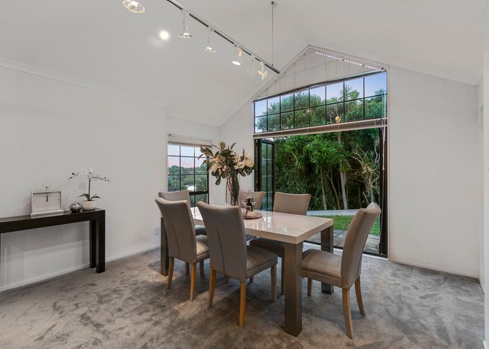  at 10 Kalgan Place, Burswood, Auckland