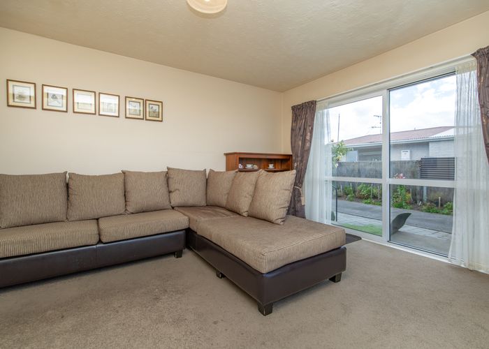  at 1/377 Yaldhurst Road, Russley, Christchurch