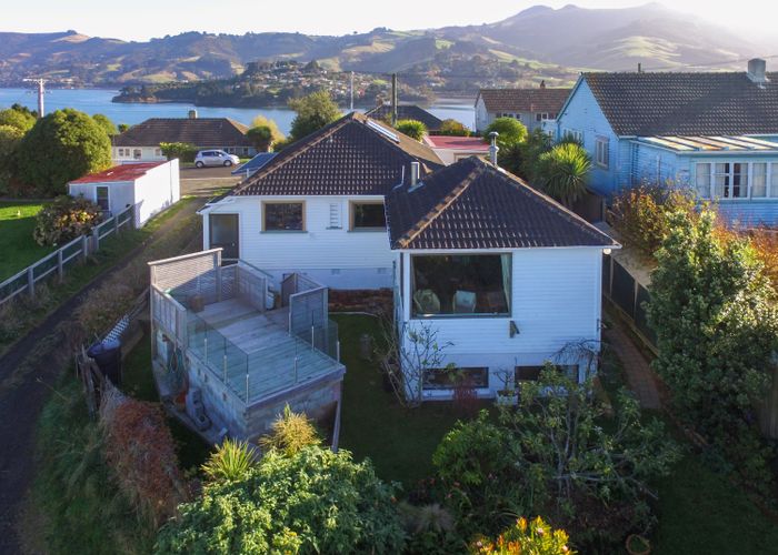 Free property data for 41 Meridian Street, Port Chalmers, Dunedin