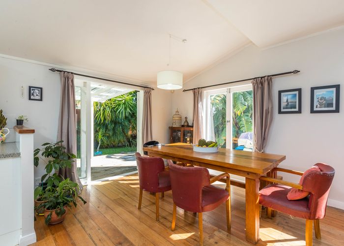  at 8 Wairere Avenue, Mount Albert, Auckland