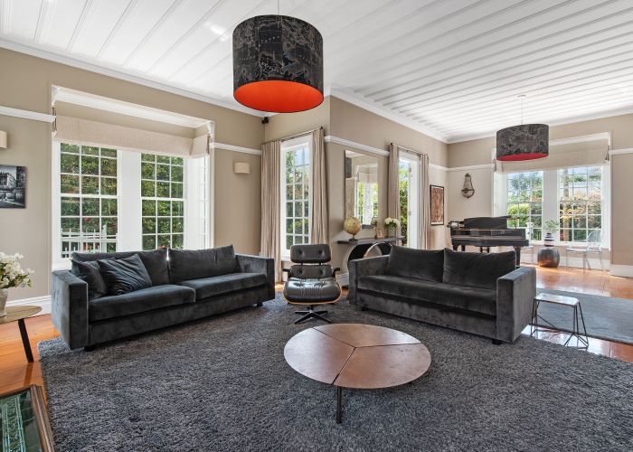  at 52 HINEMOA ST, Birkenhead, Auckland