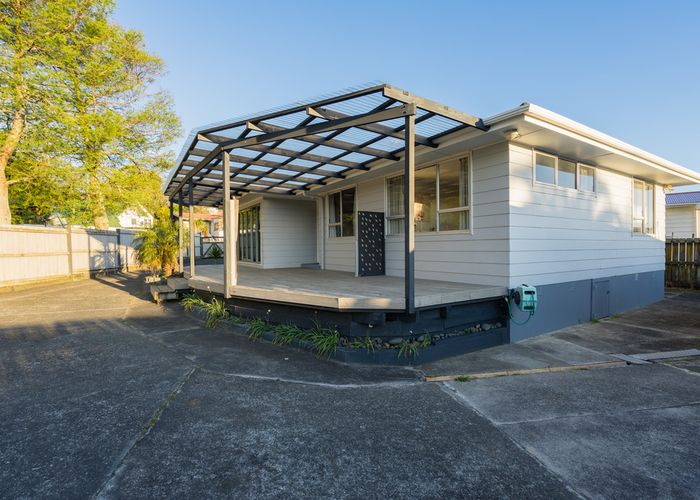  at 10 Quintal Place, Papatoetoe, Auckland