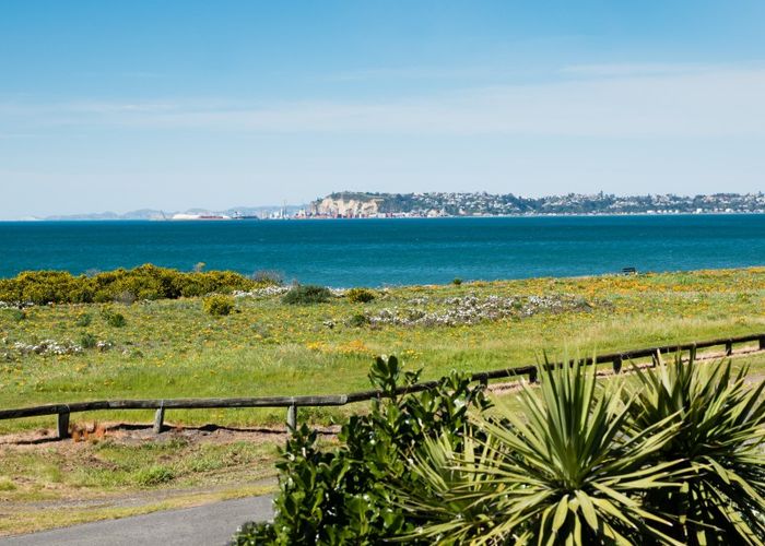  at 6 Le Quesne Road, Bay View, Napier