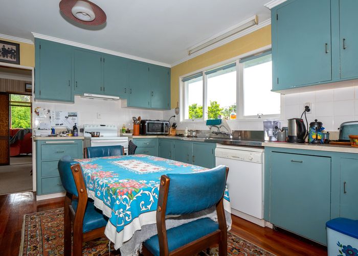  at 65 Ribbonwood Road, Geraldine Downs