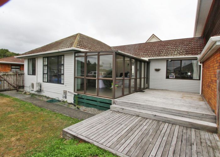  at 8A Rawson Street, Tawa, Wellington