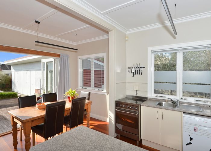  at 10 Dinniss Avenue, Regent, Whangarei