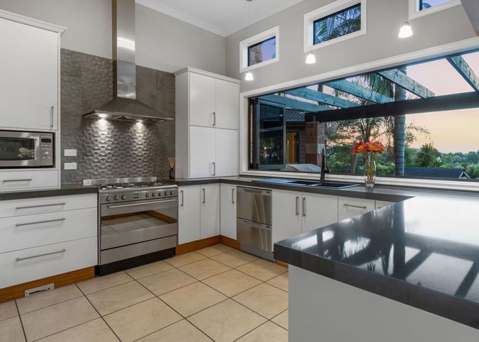  at 2 Plane Tree Lane, Tauriko, Tauranga