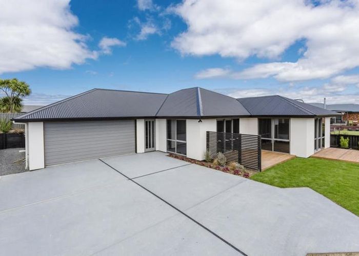 at 6 Catalina Lane, Waldronville, Dunedin