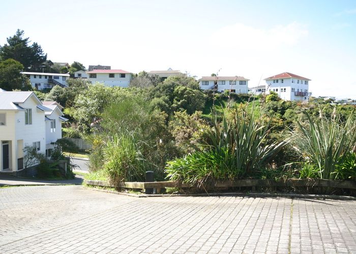  at 19B Percy Dyett Drive, Karori, Wellington