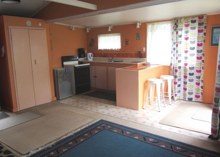  at 25 Muaupoko Street, Hokio Beach