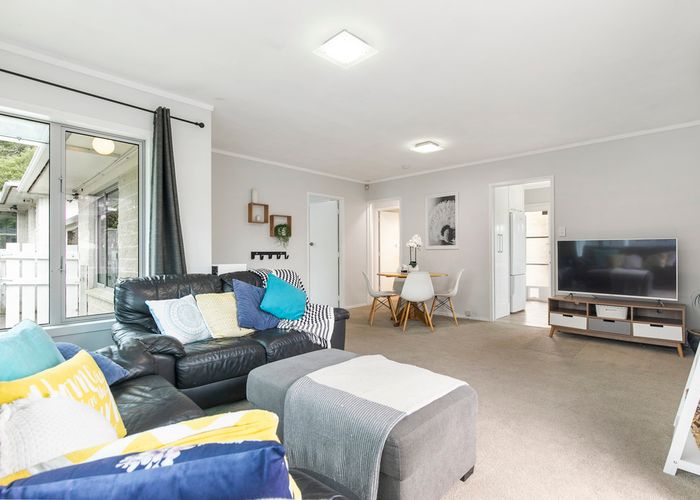  at 1/32 Simon Ellice Drive, Bayview, Auckland