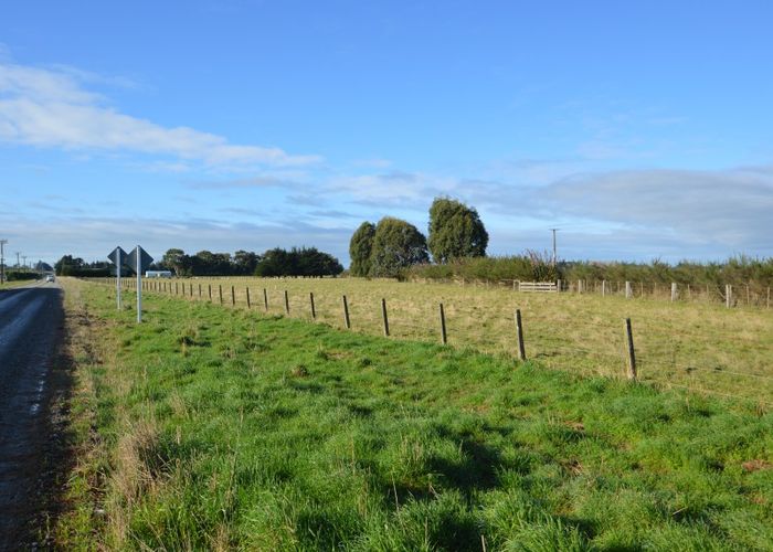  at 32 North Makarewa Grove Bush Road, Branxholme, Invercargill