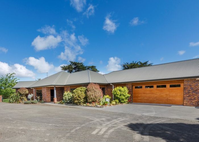  at 1 Bushview Lane, Palmerston North