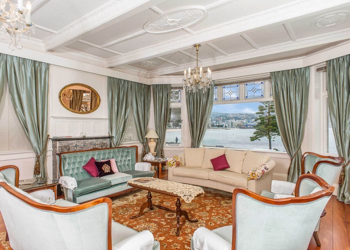 Free property data for 298 Oriental Parade, Oriental Bay, Wellington homes.co.nz