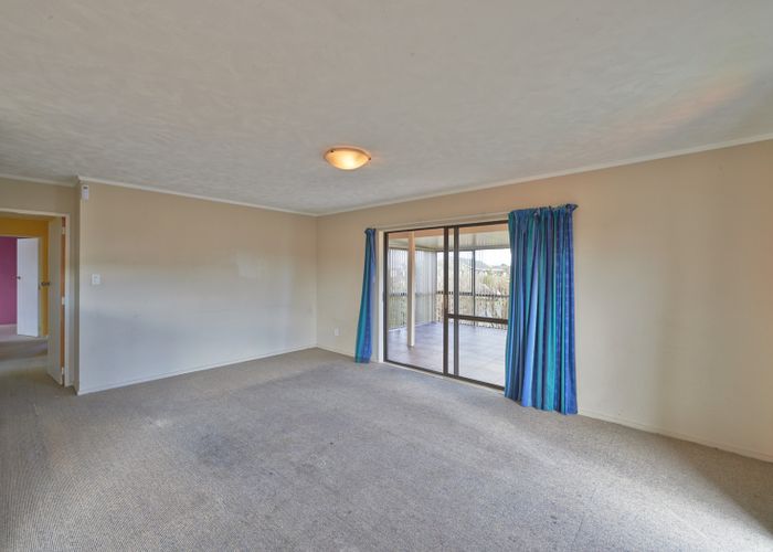  at 12 Gladys Place, Kelvin Grove, Palmerston North