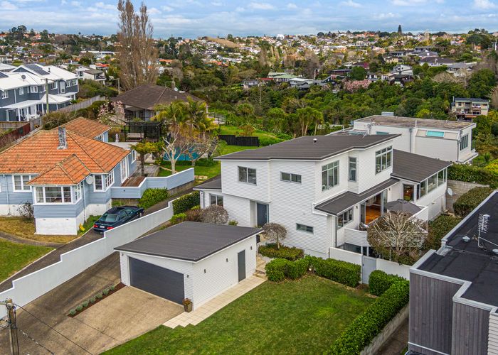  at 17 Puroto Street, Meadowbank, Auckland