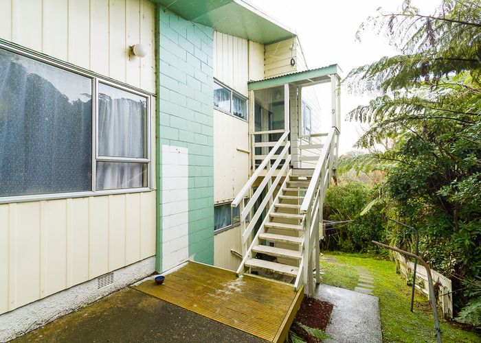  at 10 Martin Grove, Normandale, Lower Hutt
