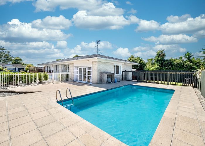  at 11 Cascades Road, Pakuranga Heights, Auckland