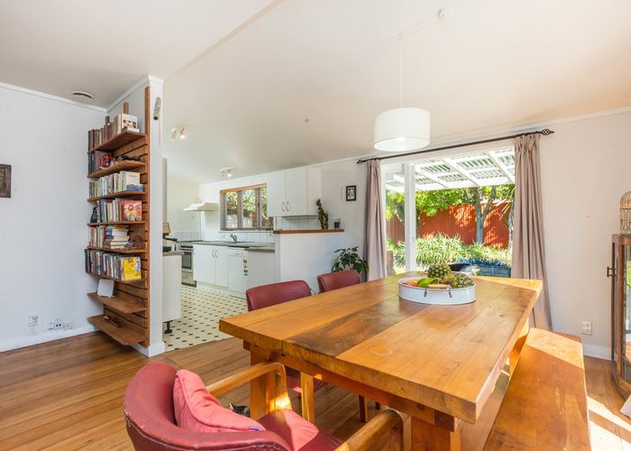  at 8 Wairere Avenue, Mount Albert, Auckland