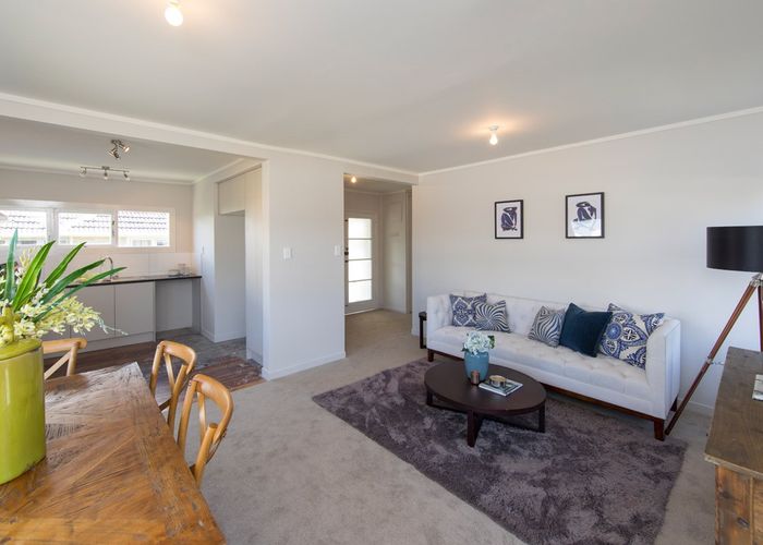  at 16A Ropata Avenue, Point England, Auckland