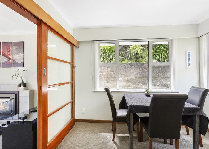  at 26 Mahoe Street, Tawa, Wellington