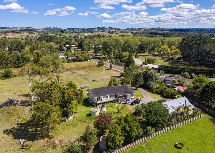  at 61 Taupaki Road, Henderson
